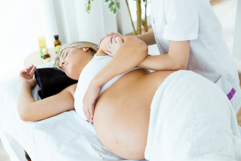 Masaje prenatal: acompañando con consciencia y cuidado. Curso presencial y en línea