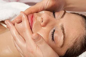 Diplomado en Cosmetología y Terapias SPA Presencial